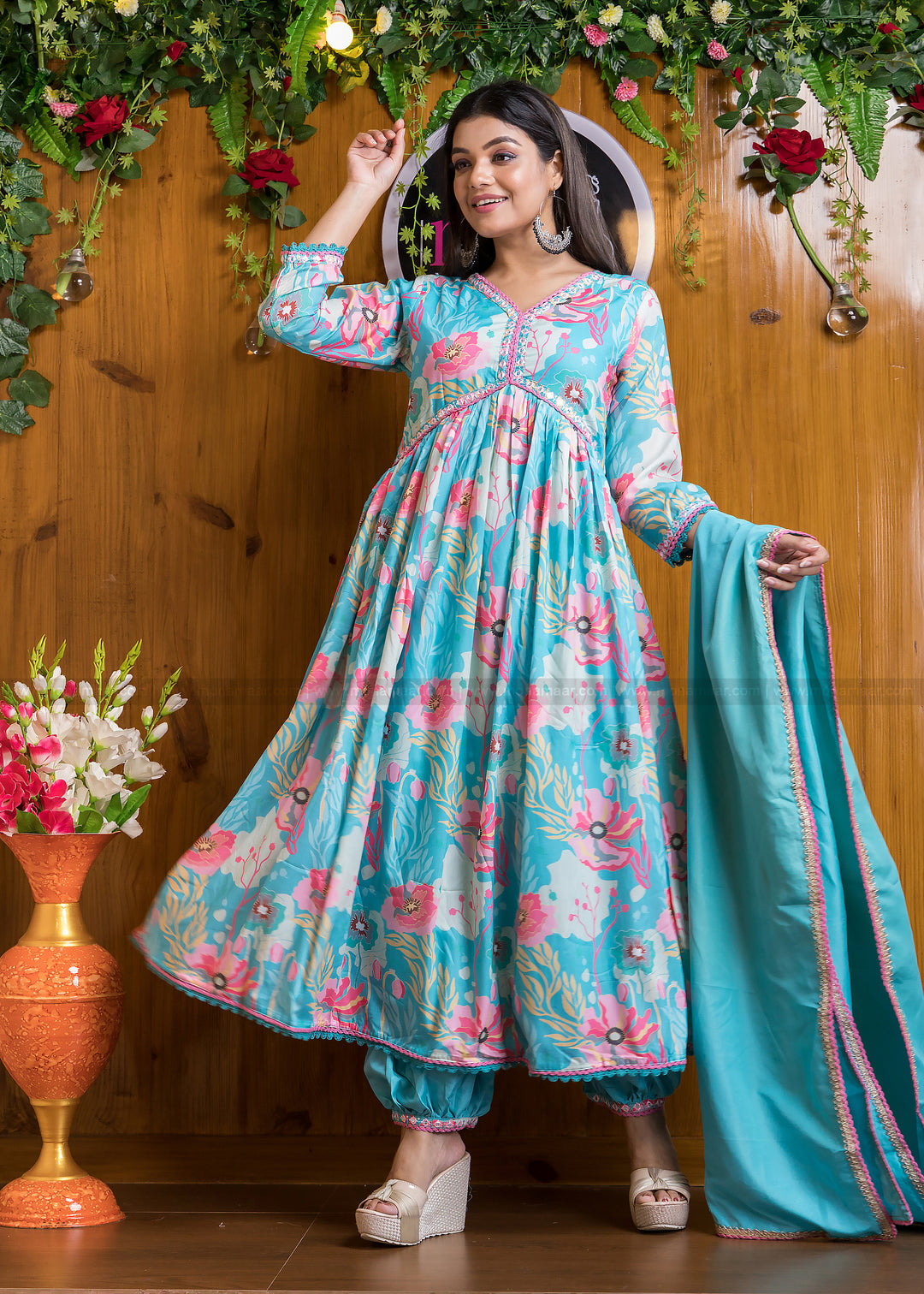 Up To The Minute Alia Cut Kurti Set(Slight Blue)