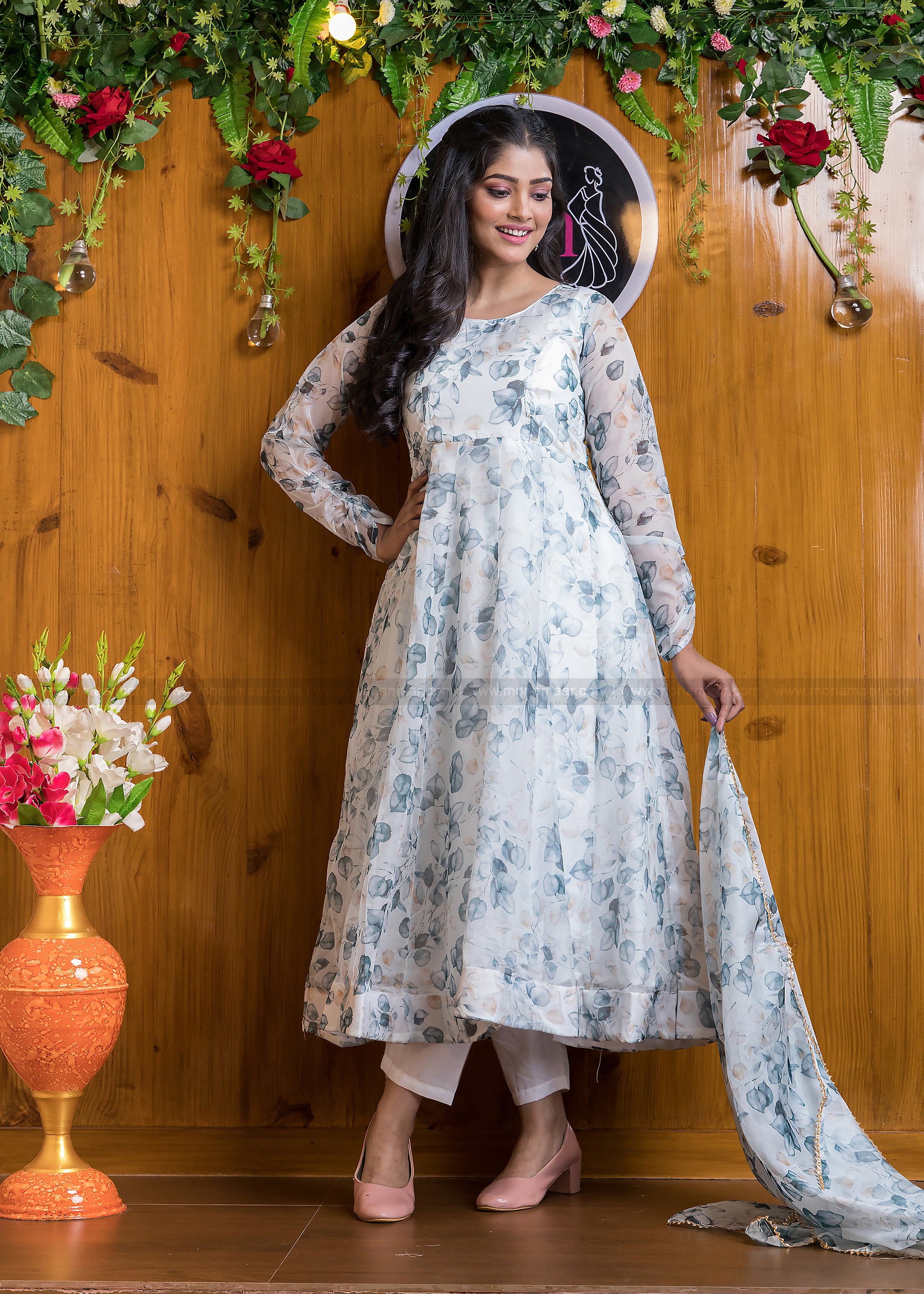 Women's Fancy Anarkali Cotton Jaipuri Style Floral Printed & Machine  Embroidered Kurti And Dupatta Set – Mirchi Fashion