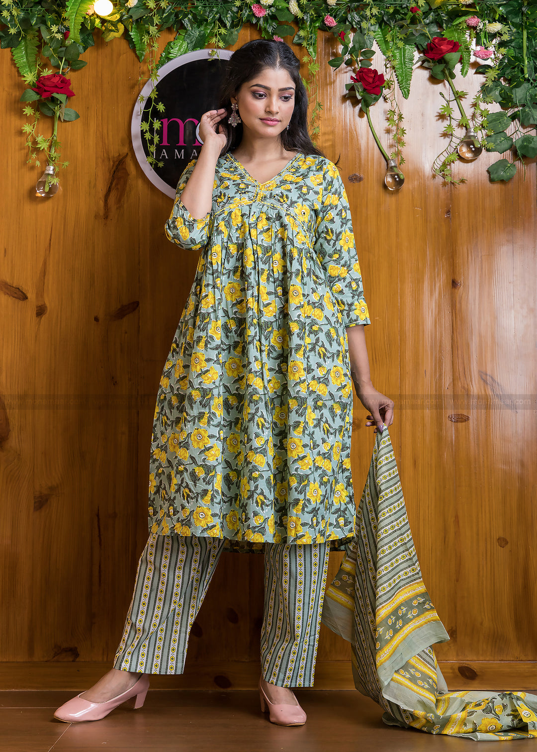 Ethnic Crush - The Jaipuri Kurti Set (Emerging Green And Yellow )