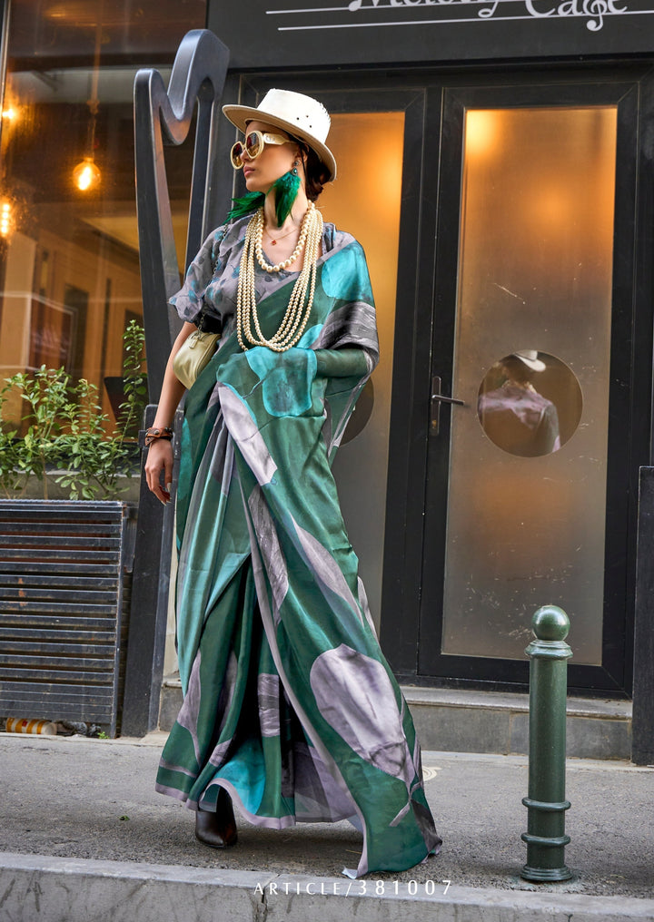 Petrichor - End Of Monotonous Fashion Sense( Designer Saree)