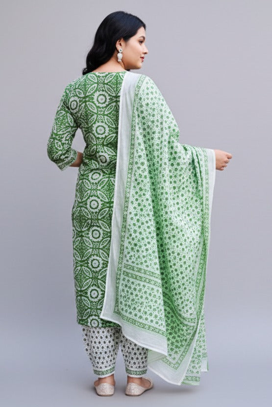 Adorable Green Cute Pockets Cotton Kurti Set