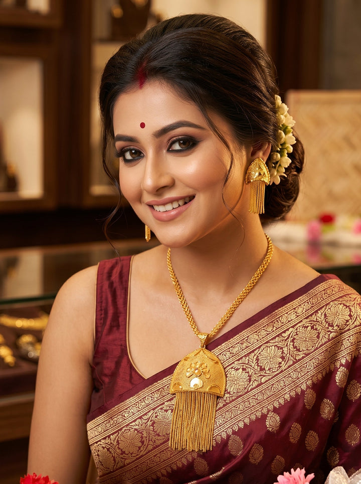 Shining Gold Plated Necklace Set