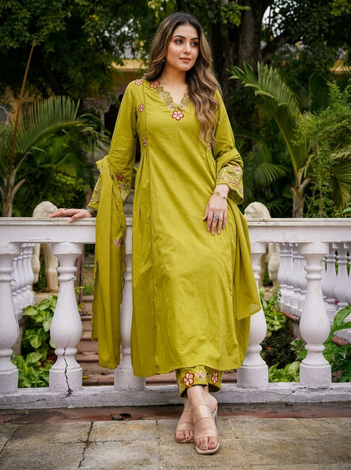 Mystic Aura Chanderi Silk Kurti Set