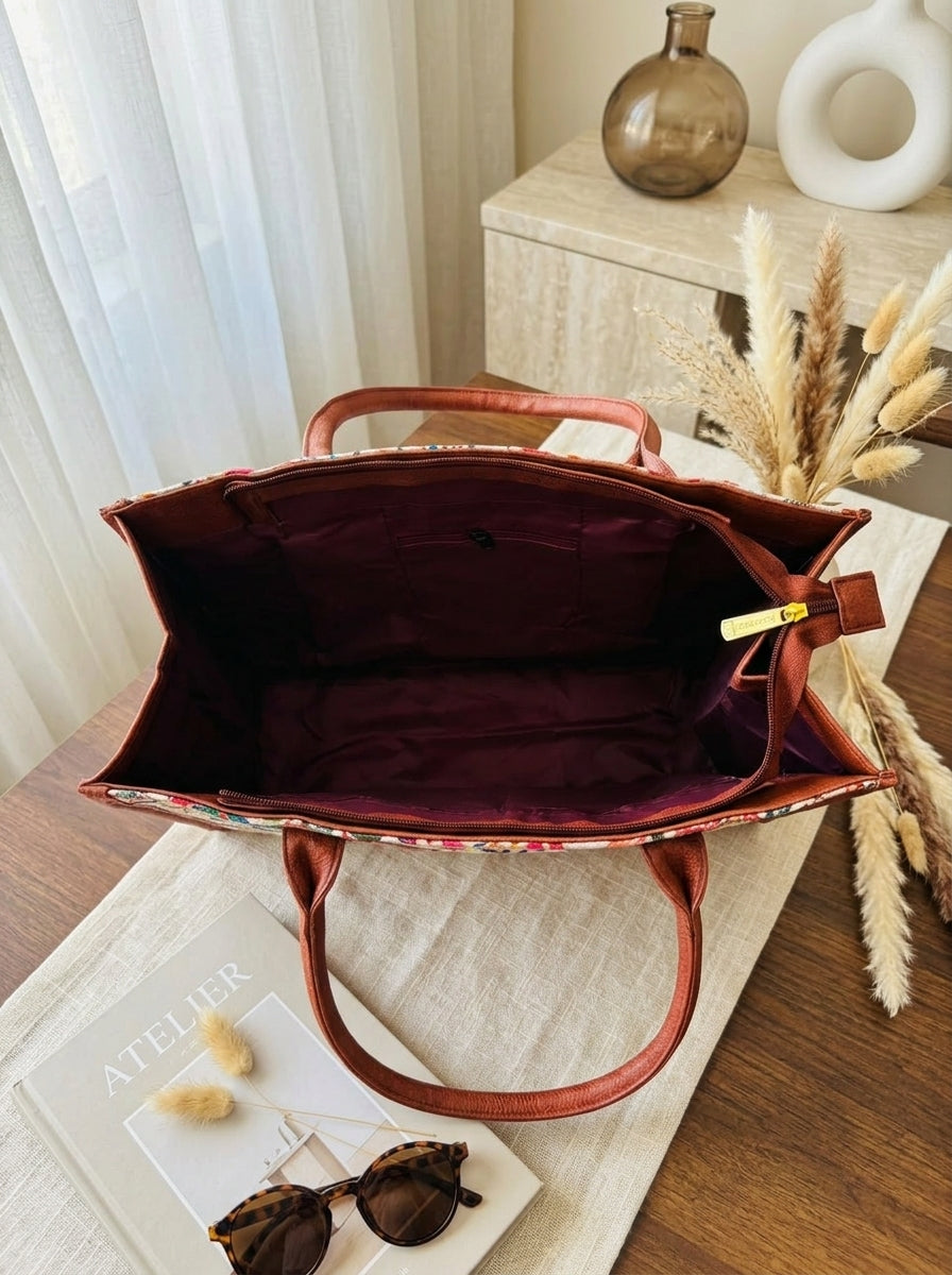 The Painted Garden - Hand Bag