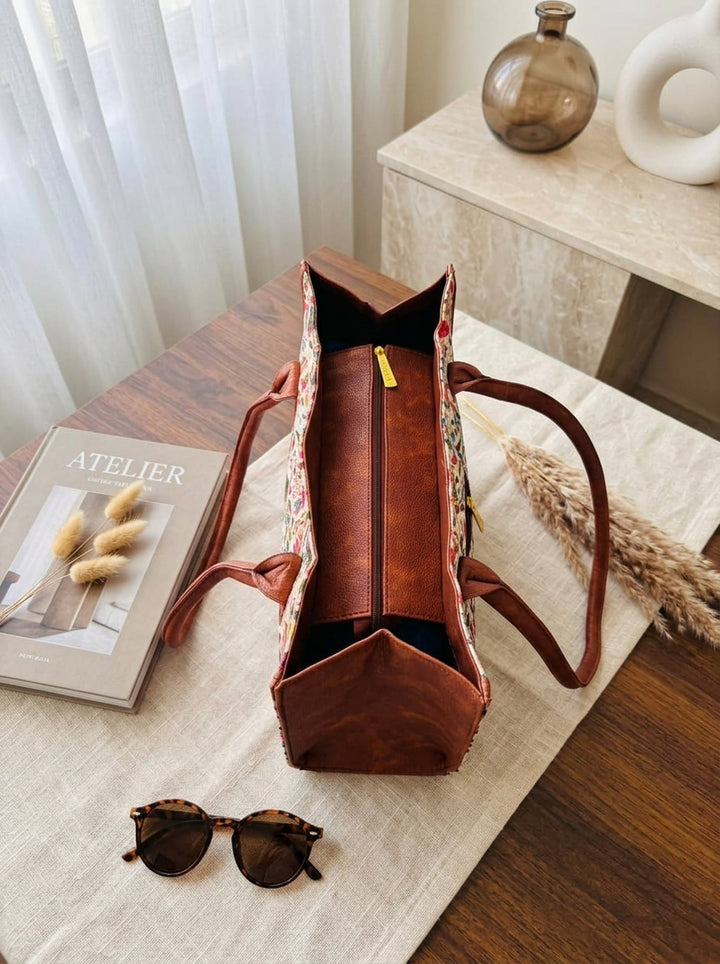The Painted Garden - Hand Bag