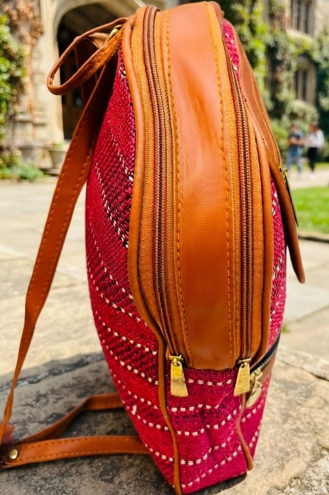 The Explora - Backpack