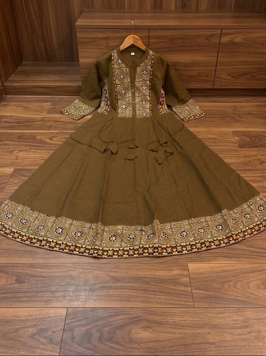 Earthy Elegance Cotton Kurti Set
