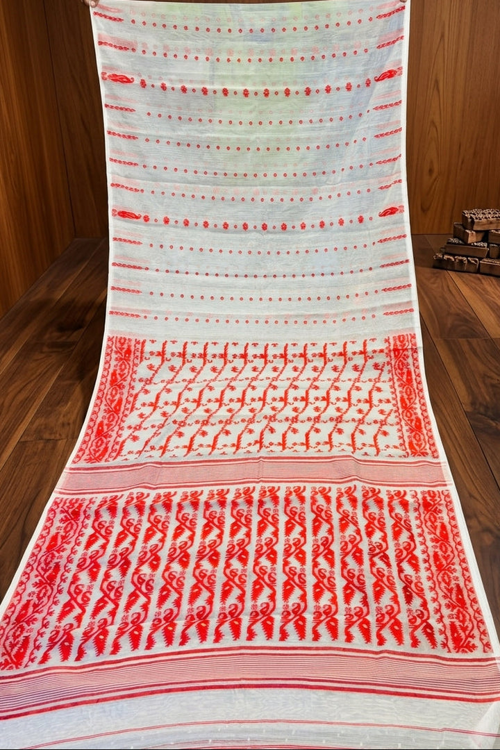 Sahojei Sundor- Jamdani Saree