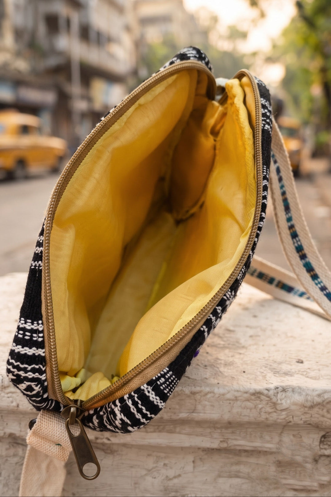 Modern Fashion-Sling Bag