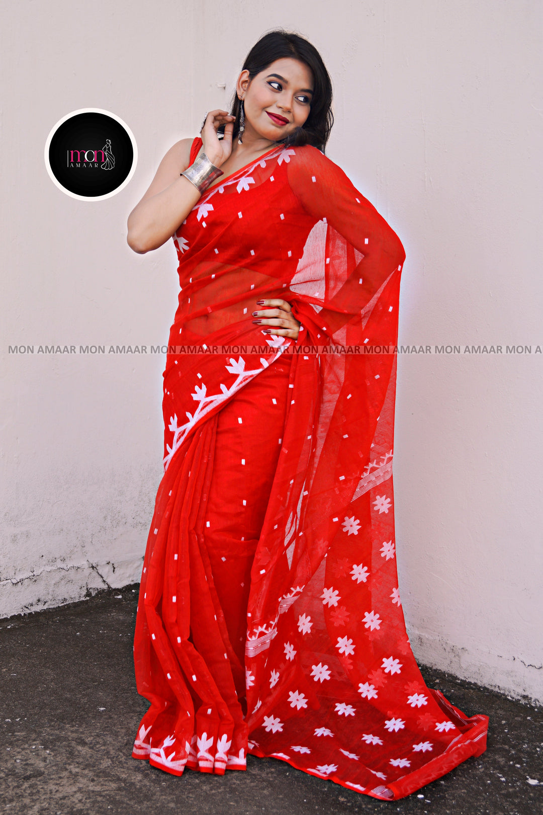 Laal Pari-  Dhakai Jamdani Saree