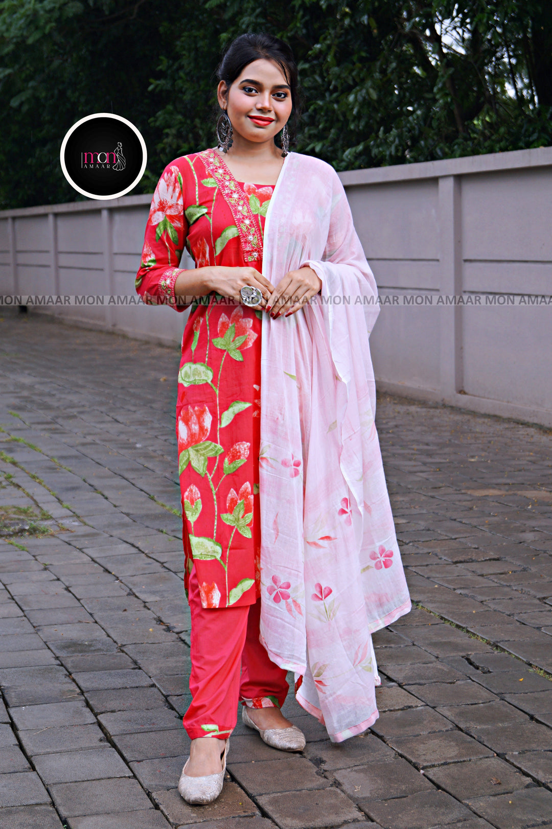 Beauty In Basic Cotton Kurti Set