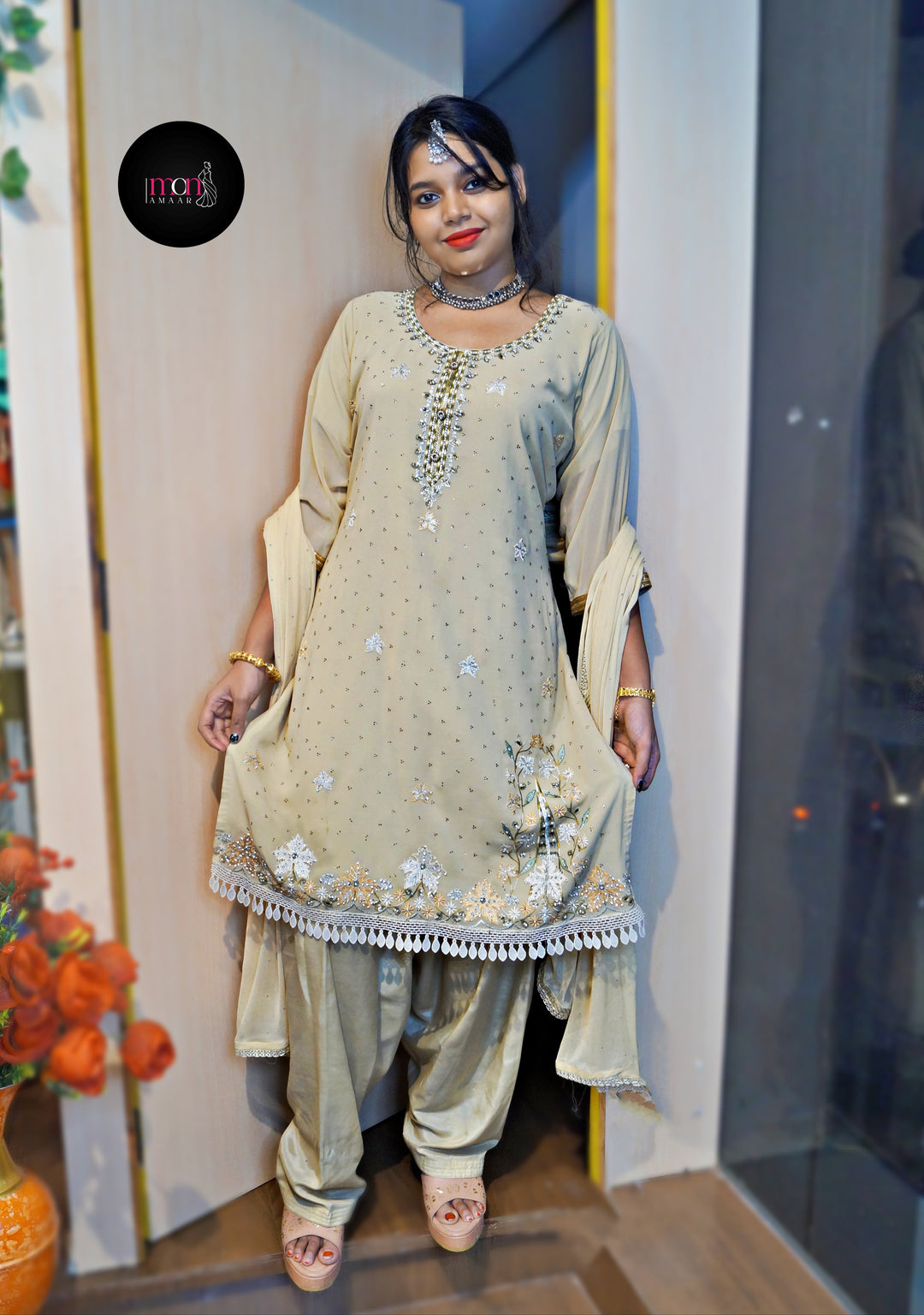 Glamour And Grace(Party wear Kurti set)