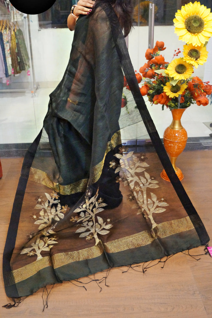 Sundar Abhushan (Linen Jamdani Saree)