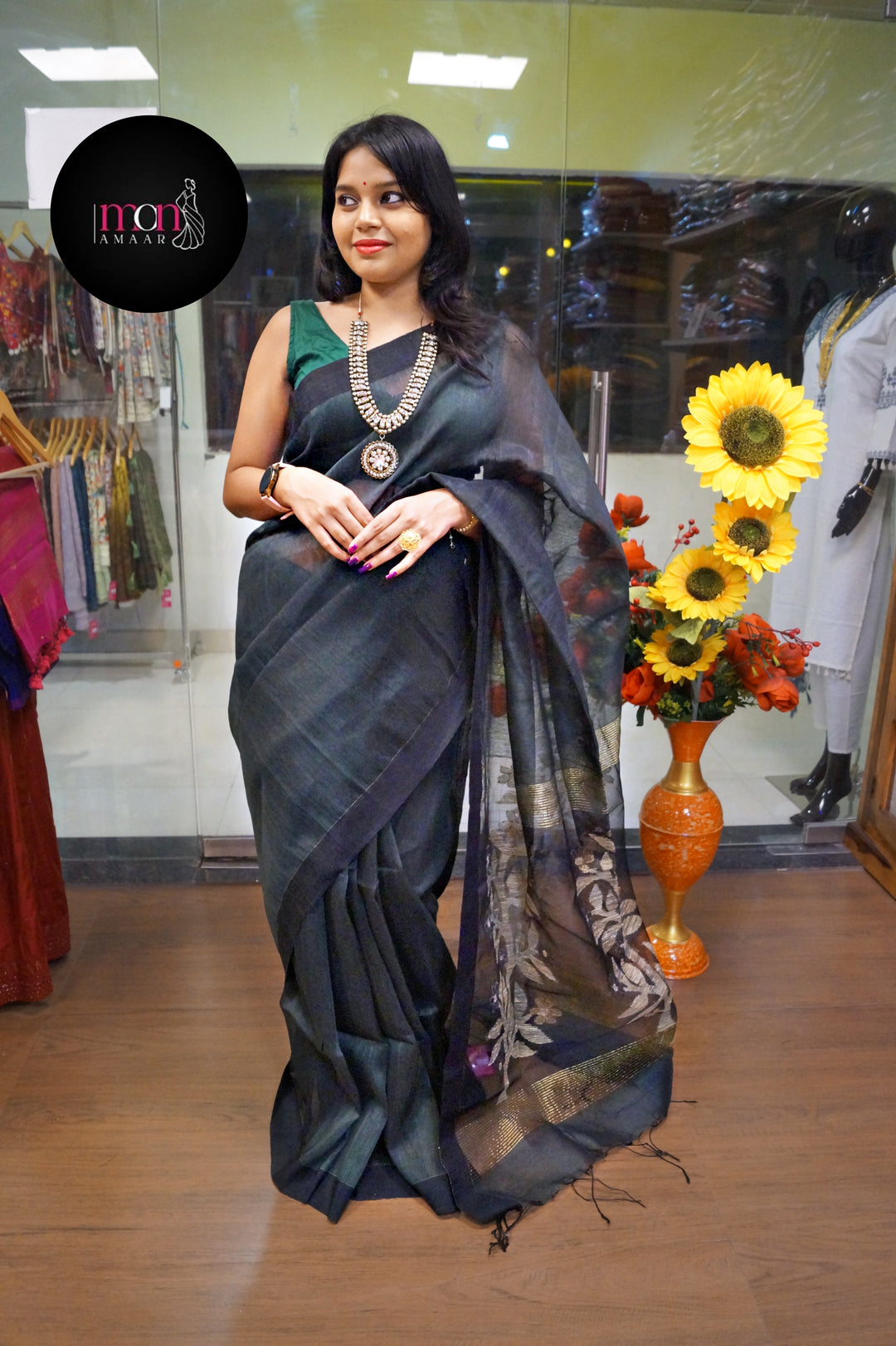 Sundar Abhushan (Linen Jamdani Saree)