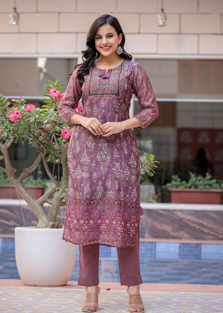 Oh-so comfortable( Chanderi Silk Kurti Set)