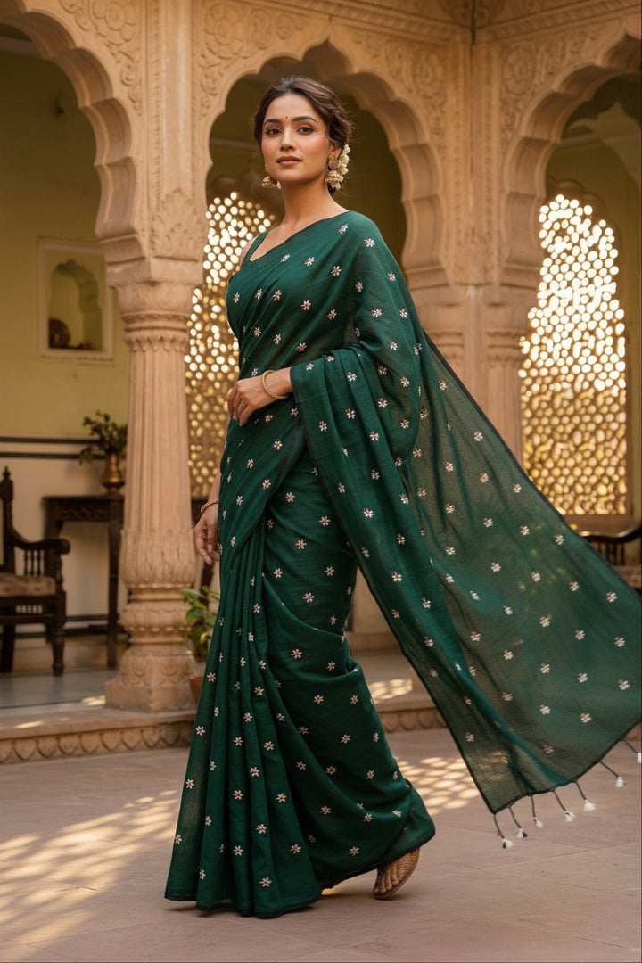Bengal Shiuli(Jasmine) khadi Saree In Deep Green