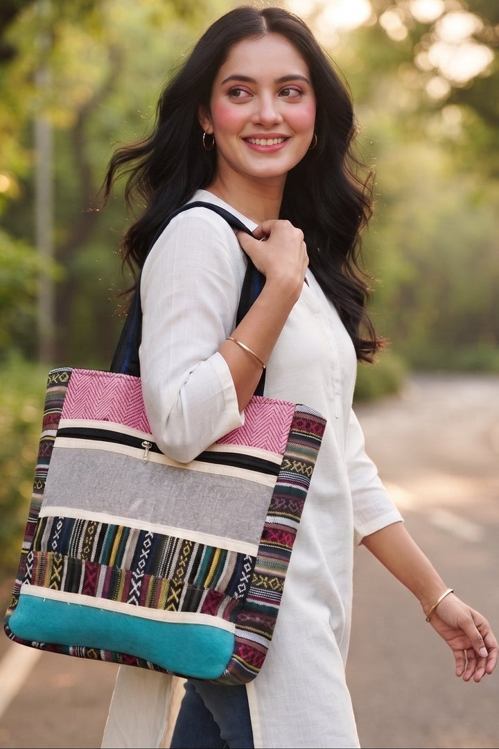 The colour canvas - Boho Tote Bag