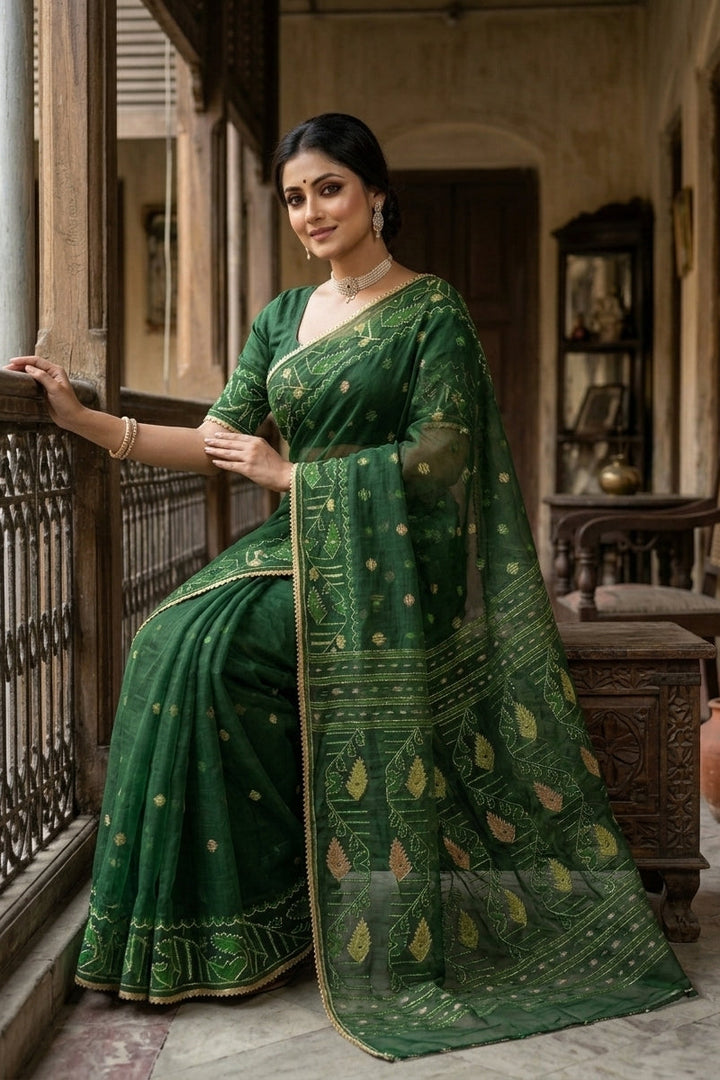 Swarnalekha Dhakai Jamdani Saree