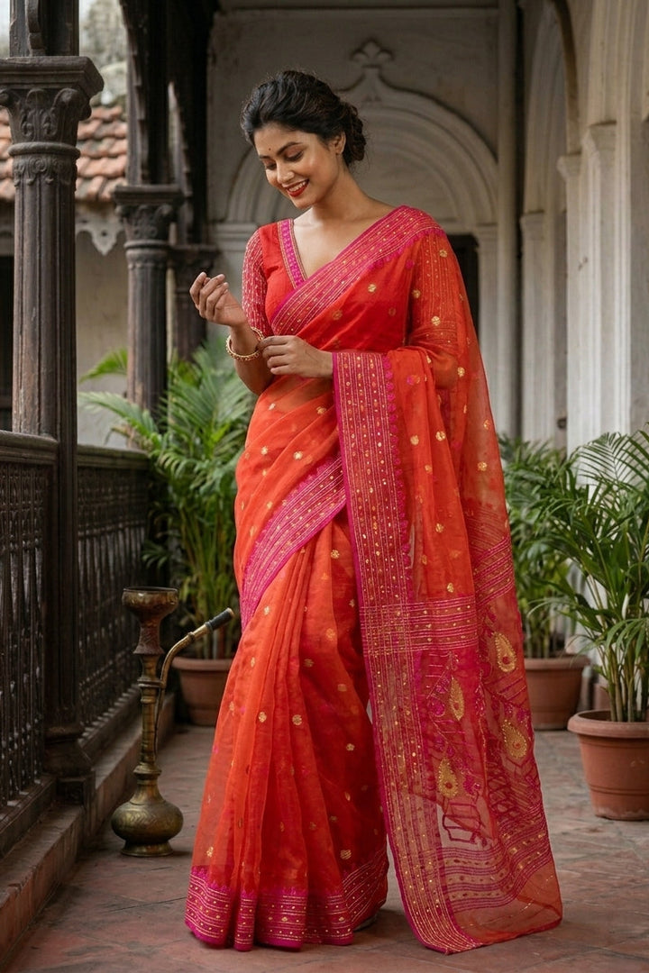 Swarnalekha Dhakai Jamdani Saree