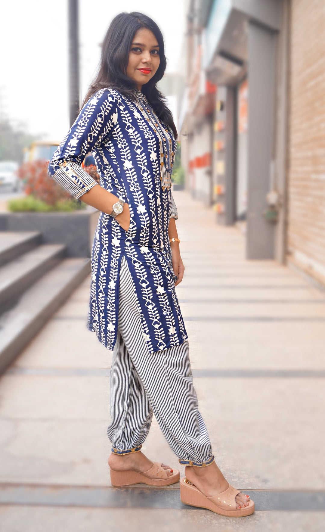 Indigo Gini Kurti Set