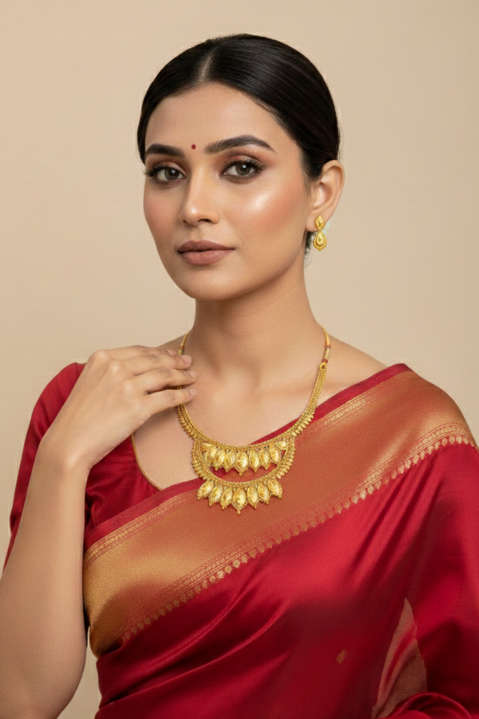 Rajswarn Necklace Set(Jewellery)