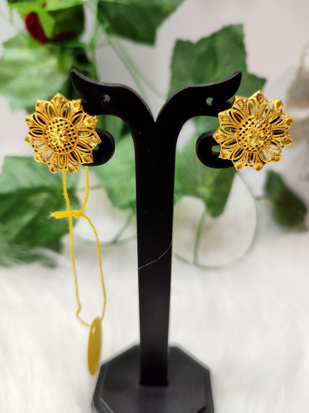 Simply Amazing (Gold Plated Earrings)