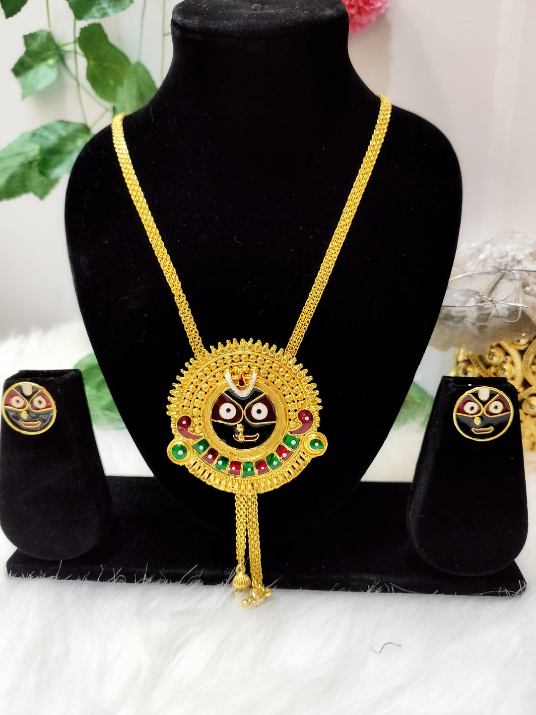 Rath Special Gold Plated Prabhu Jagannath Tie Chain Set