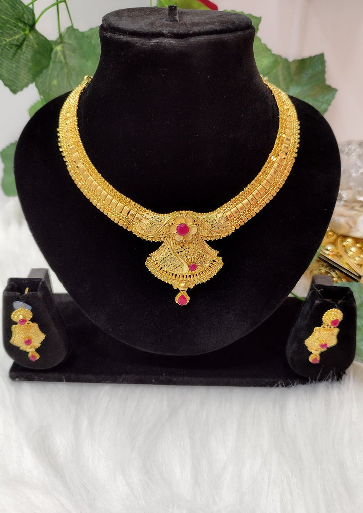 Classy Gold Plated Necklace Set