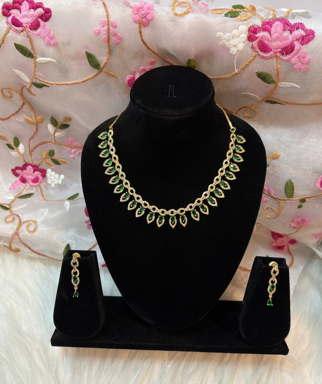 Elite Class - American Diamond Necklace Set