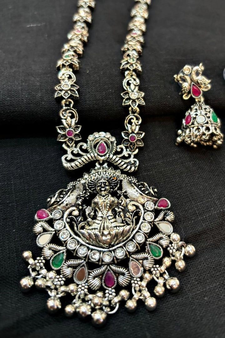 Ma Laxmi Necklace Set