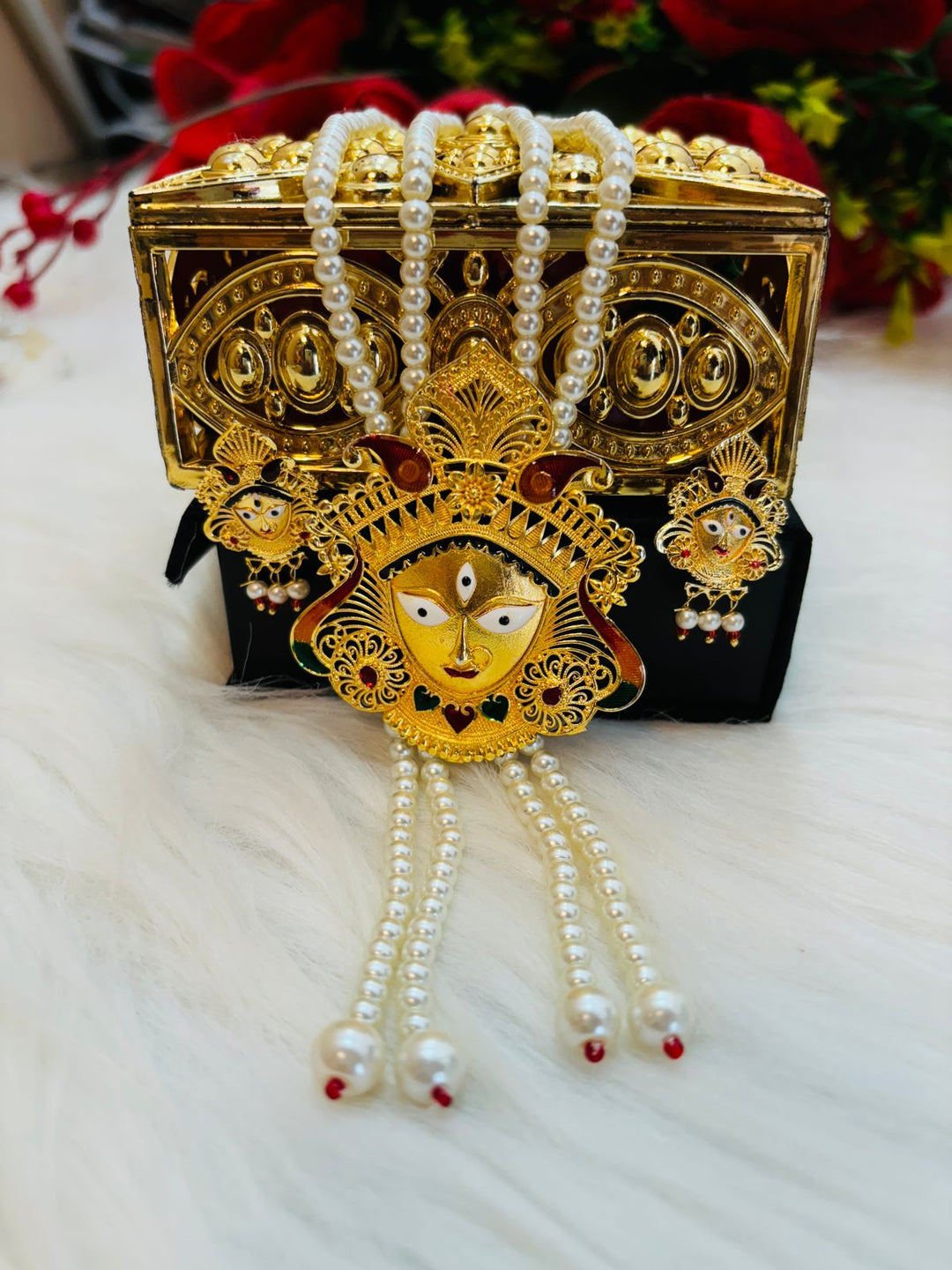 This Durga  Puja Special (Gold Plated Jewellery Set)