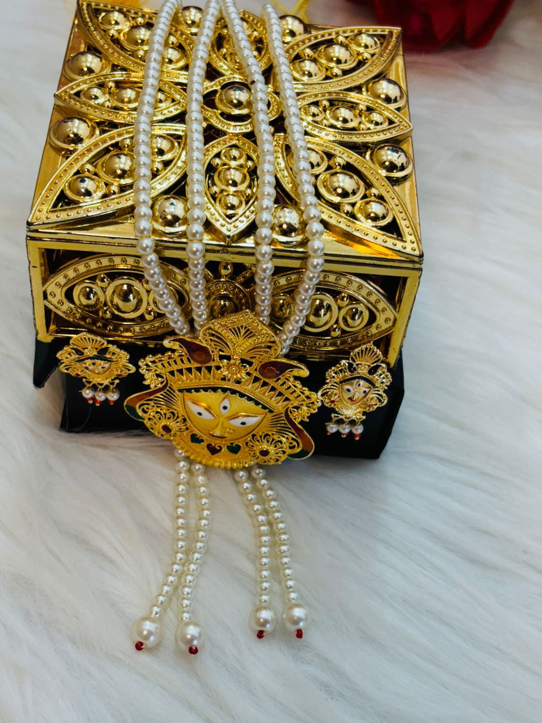 This Durga  Puja Special (Gold Plated Jewellery Set)