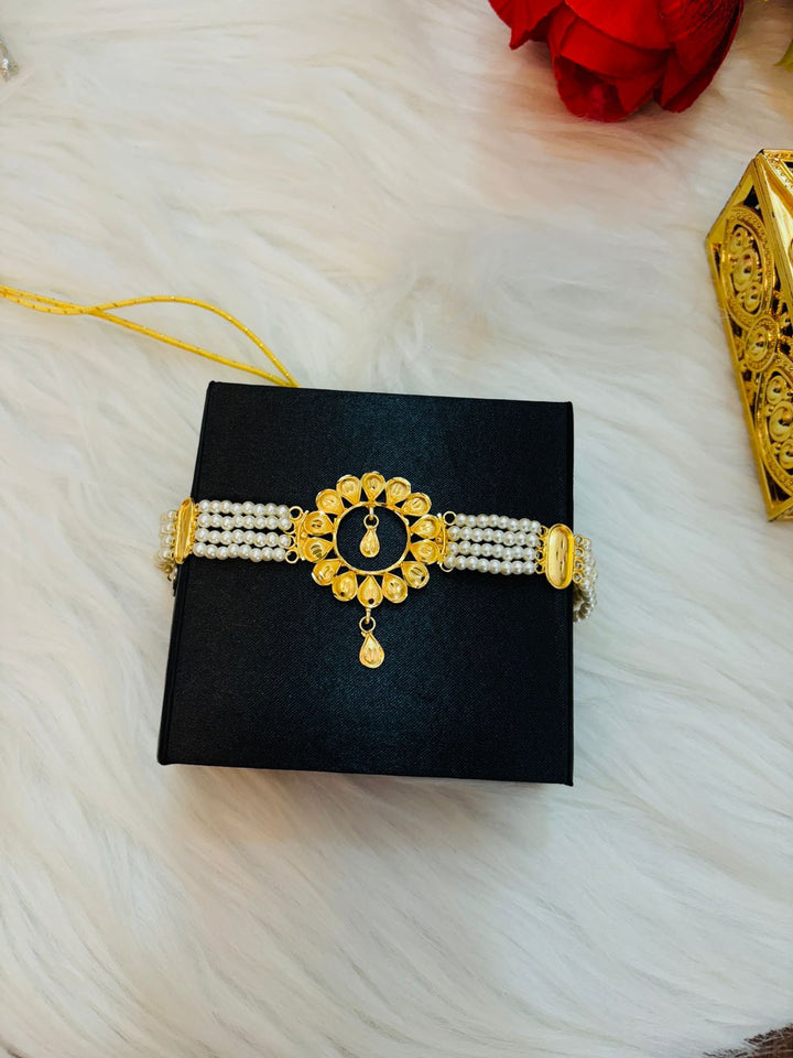 Gift (Gold Plated Chocker Set)