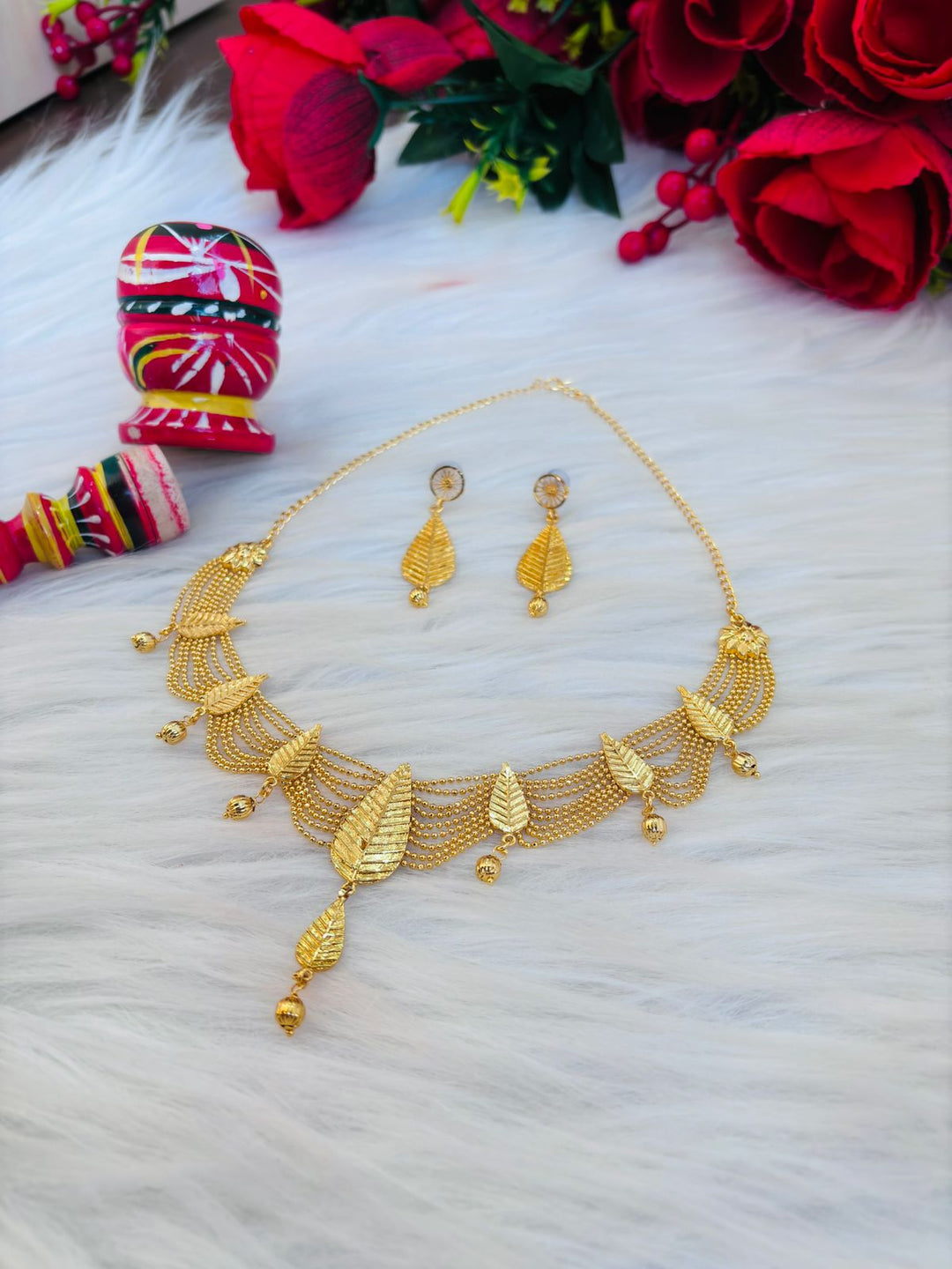 Leaf Design- Gold Plated Necklace Set