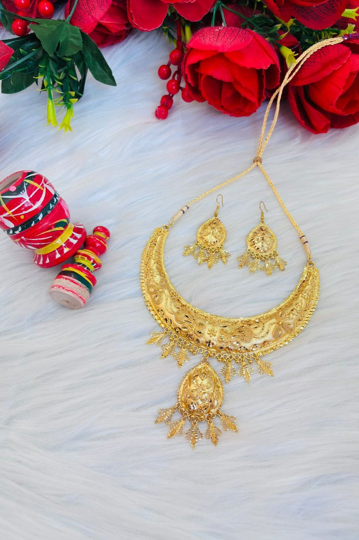 Unique Style- Gold Plated Necklace Set