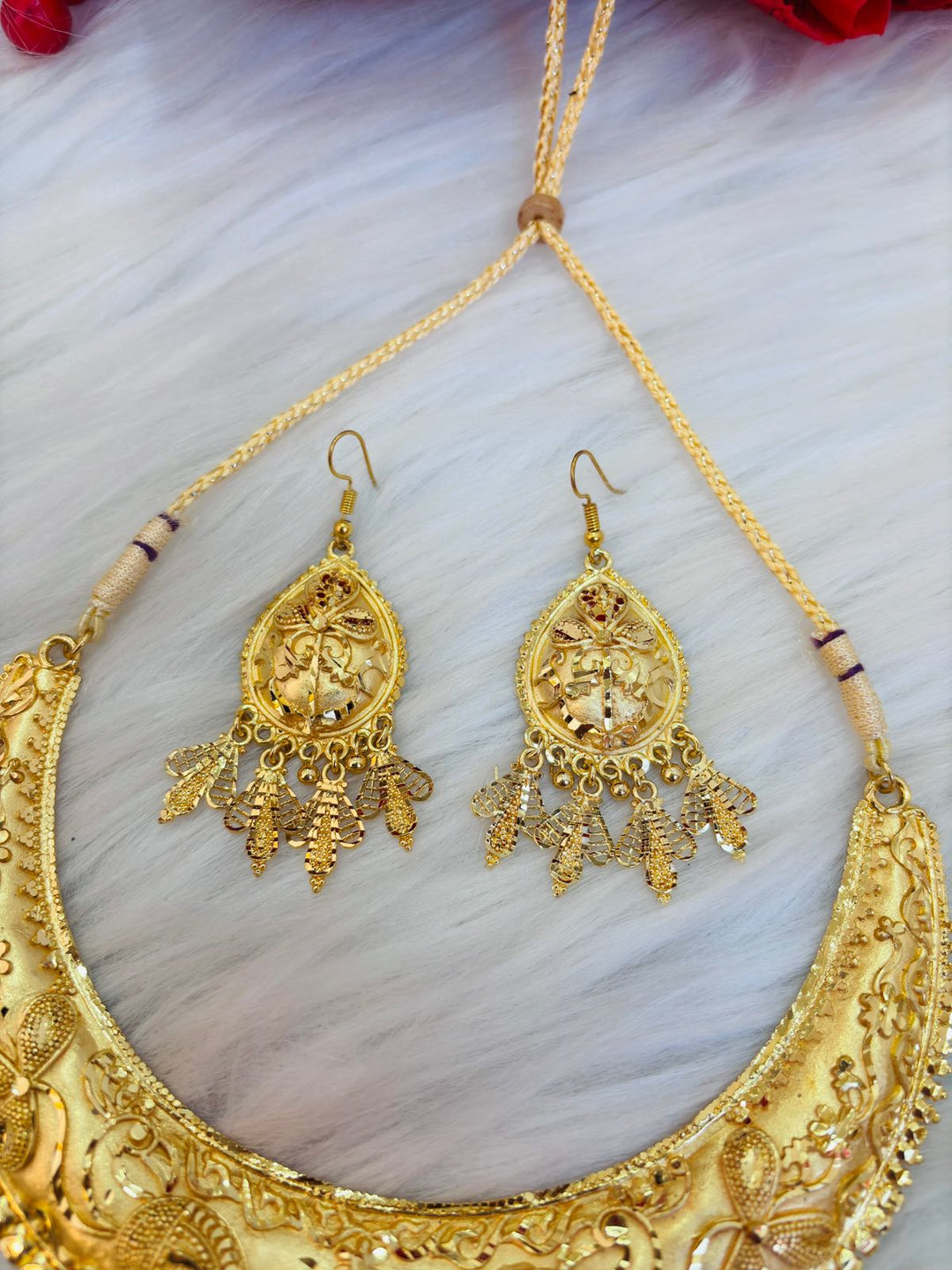 Unique Style- Gold Plated Necklace Set