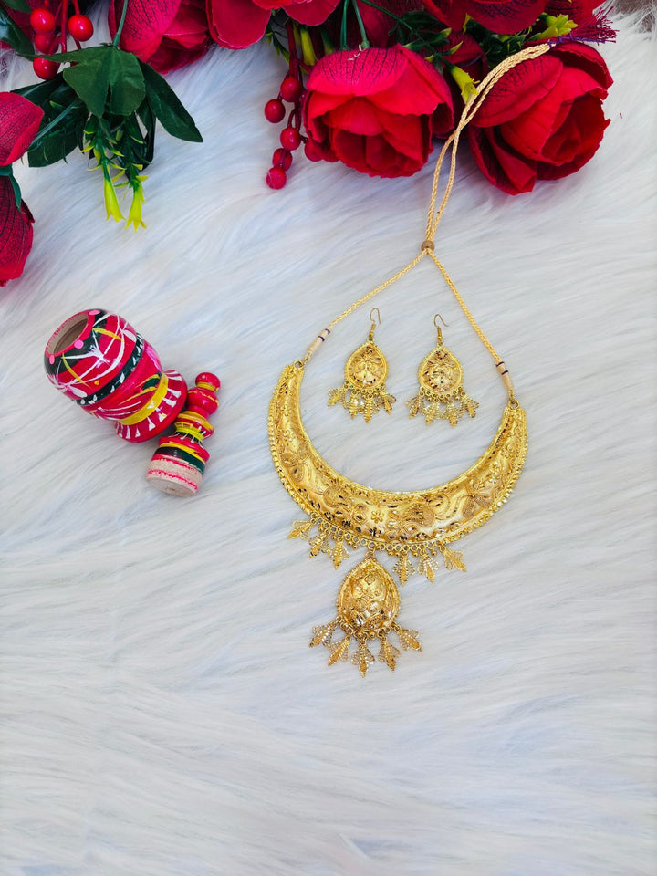 Unique Style- Gold Plated Necklace Set