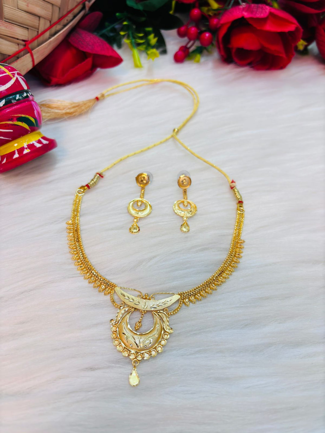 Magnificent  Gold Plated Necklace Set