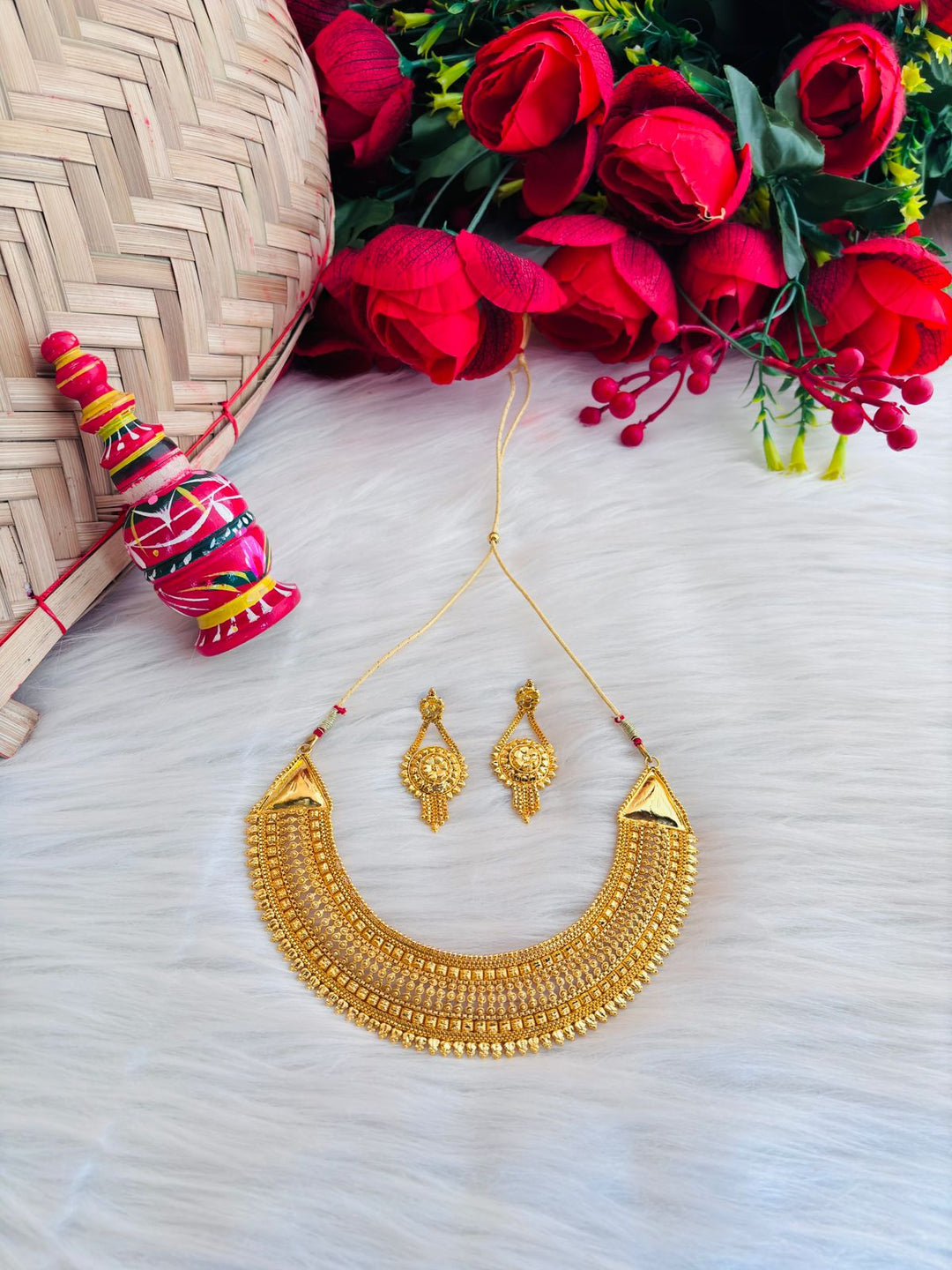 Bride To Be (Gold Plated Bridal Necklace Set)