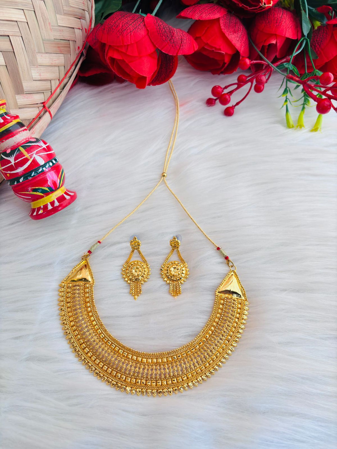 Bride To Be (Gold Plated Bridal Necklace Set)