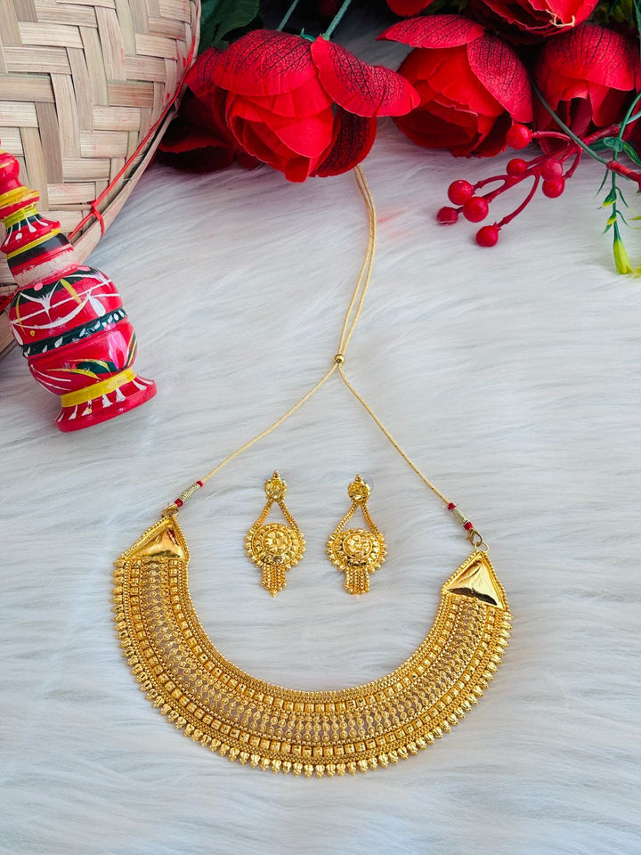 Bride To Be (Gold Plated Bridal Necklace Set)