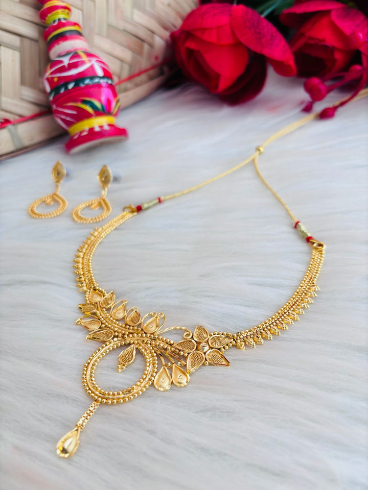 Meenakshi (Gold Plated Necklace Set)