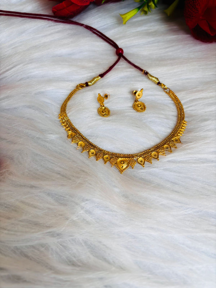 Golden Touch - Necklace Set