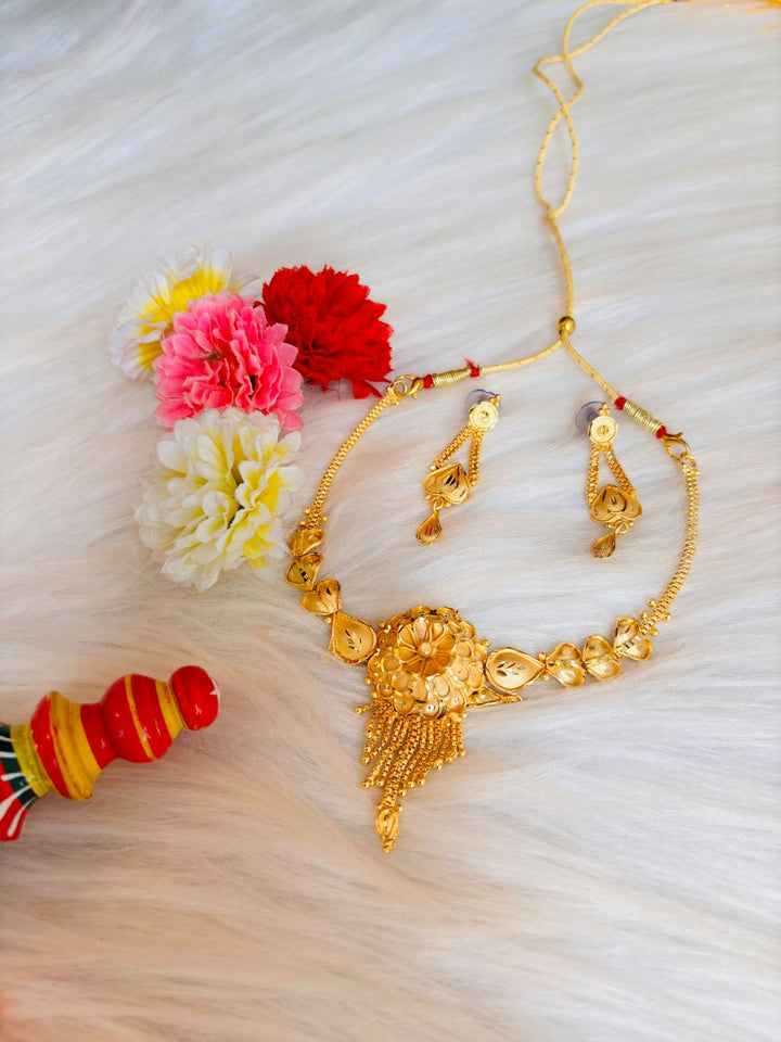 The Best Choice(Gold Plated Choker Set)