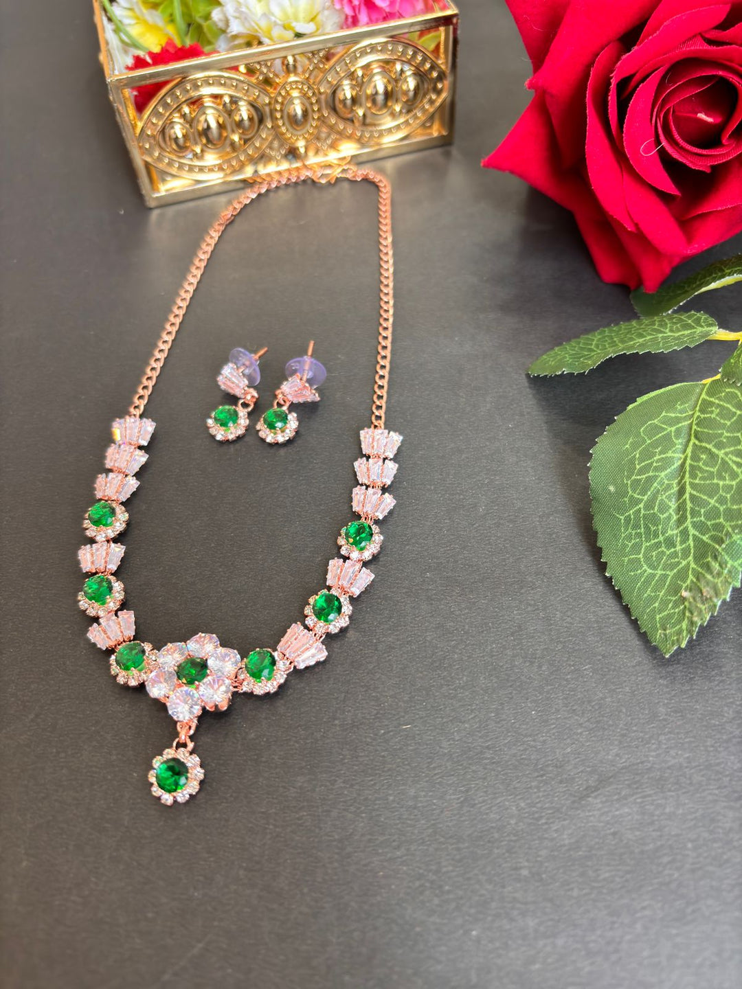 Green Shine- New Korean Necklace Set