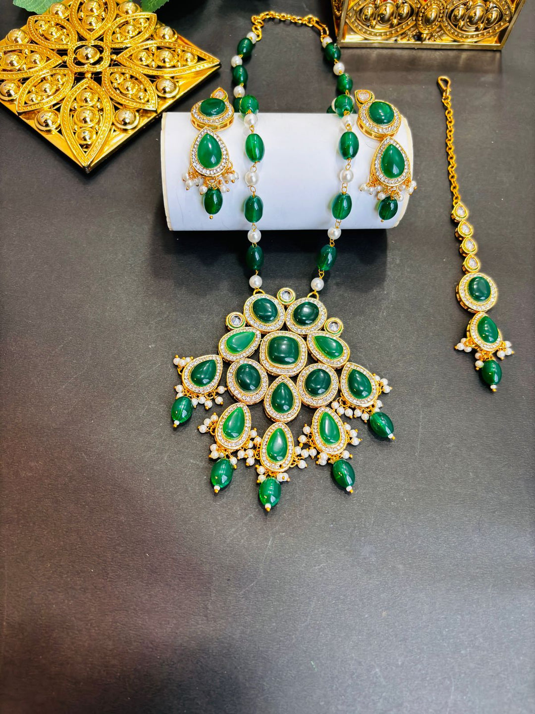 Royal Jewellery Set(Necklace, Earring and Maang Tikka)