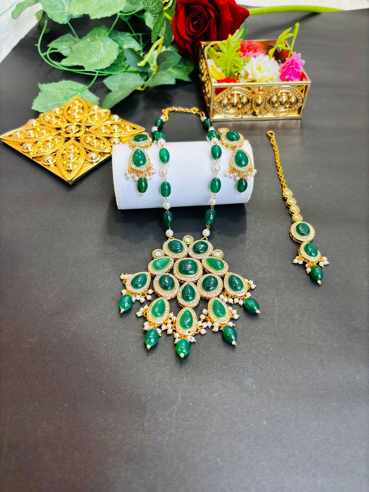 Royal Jewellery Set(Necklace, Earring and Maang Tikka)