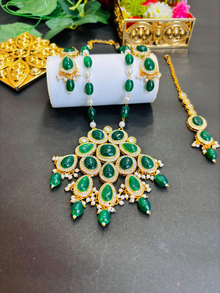 Royal Jewellery Set(Necklace, Earring and Maang Tikka)