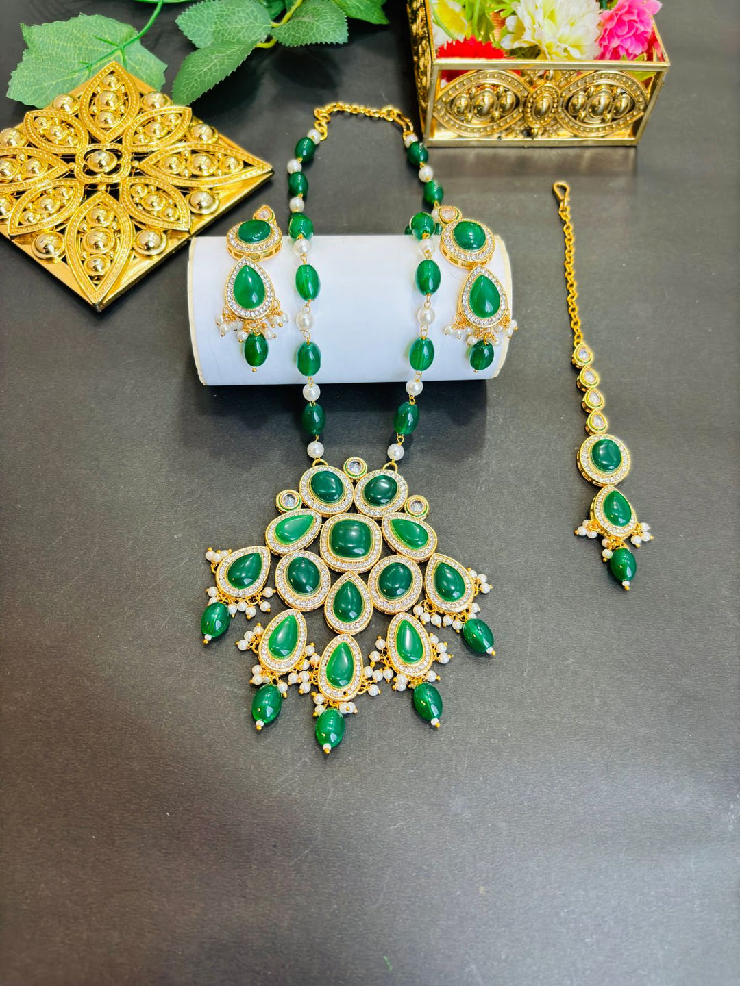 Royal Jewellery Set(Necklace, Earring and Maang Tikka)