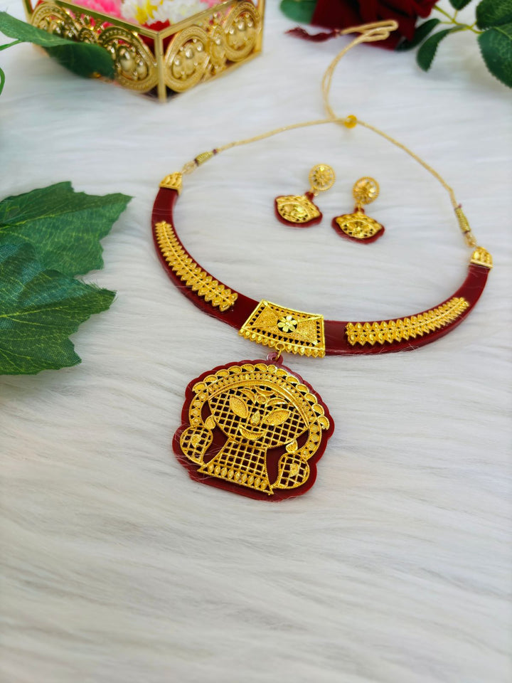 Golden Girl -Necklace Set